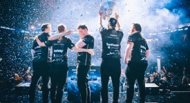 王朝延续！FNATIC战术碾压，直落三图零封LEV实现三连冠伟业